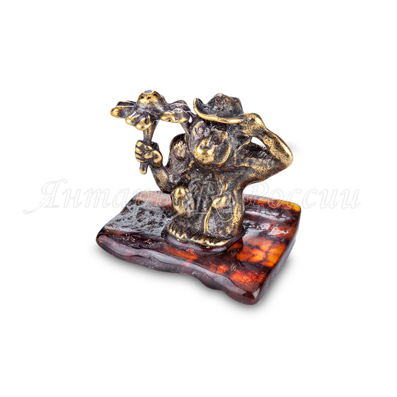 Обезьяна с цветком Латунь, янтарь Обезьяна с цветком Латунь, янтарь
