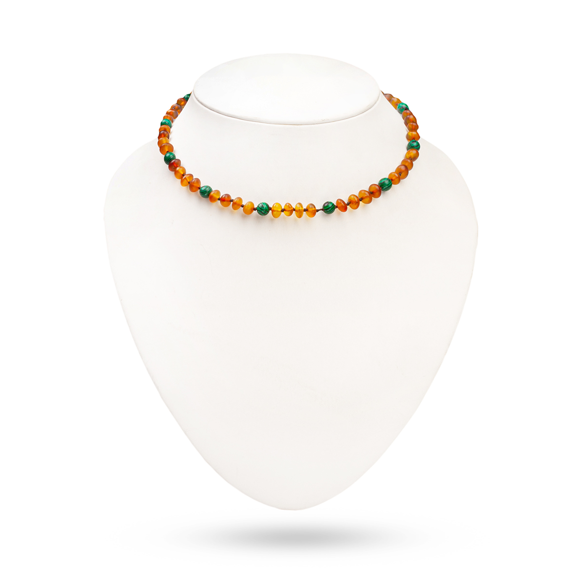 Детские бусы из янтаря и малахита