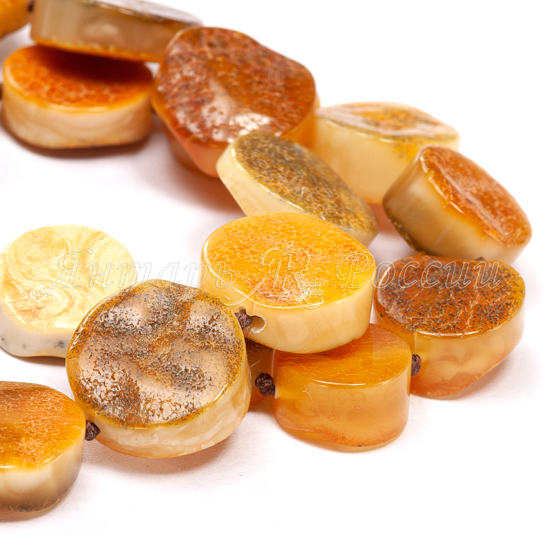 Бусы янтарь